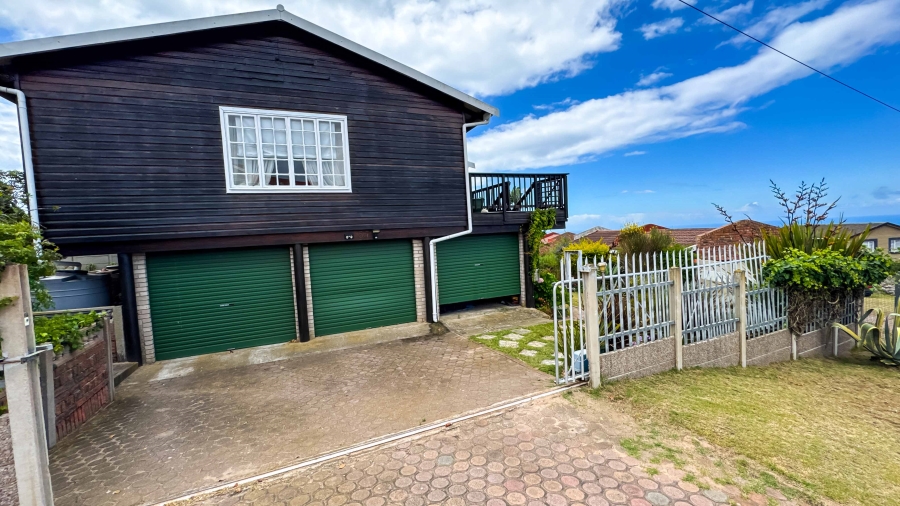 4 Bedroom Property for Sale in Dana Bay Western Cape